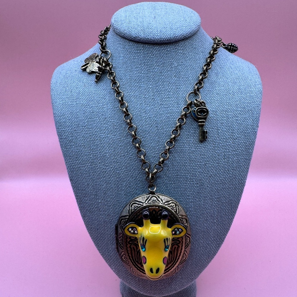 Vintage Betsey Johnson Giraffe Locket Pendant Necklace